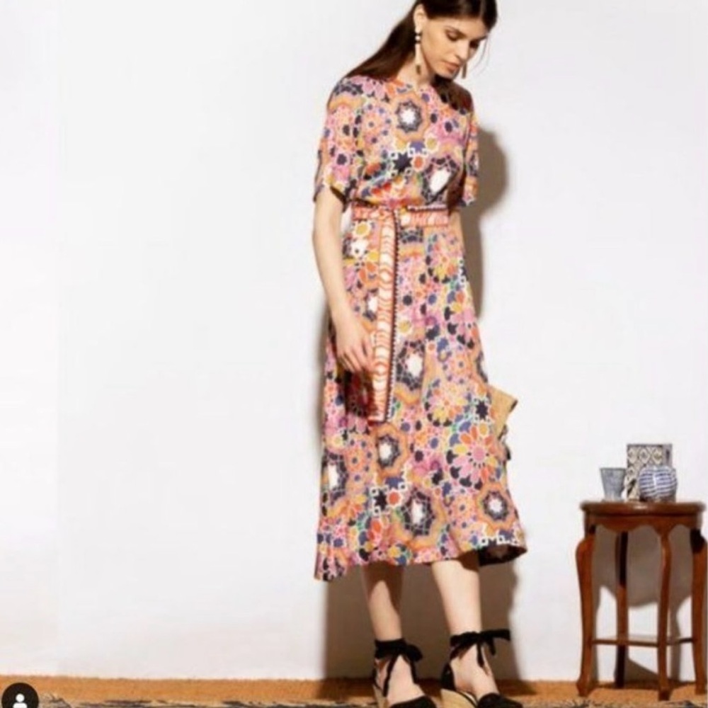 Emily Lovelock Colorful Midi Dress Size 16